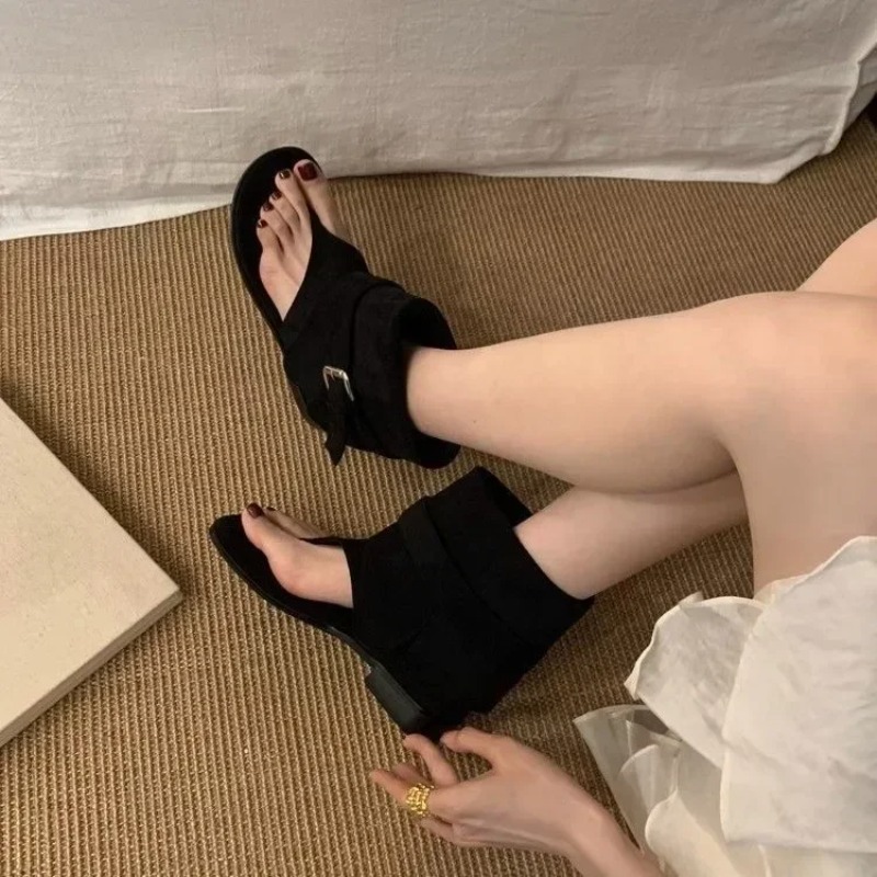 Street Fashion Trends - Buty 2026, codzienne buty, obuwie w