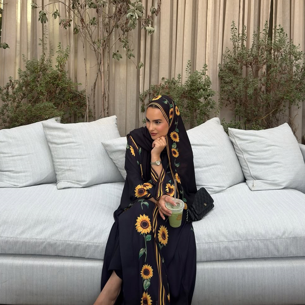 Sukienka-kaftan z Dubaju z chu – Street Fashion Dubai recenzja i cena